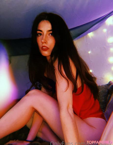 Emmymfc nude leaked OnlyFans photo #1