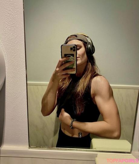 Leonovababy nude leaked OnlyFans photo #6