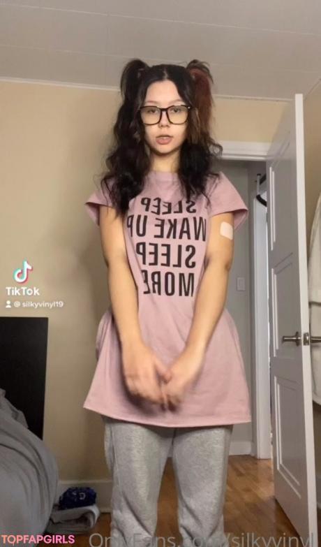 Silkyvinyl nude leaked OnlyFans photo #47