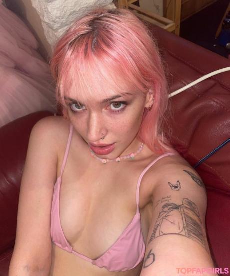 PeachPRC nude leaked OnlyFans photo #1