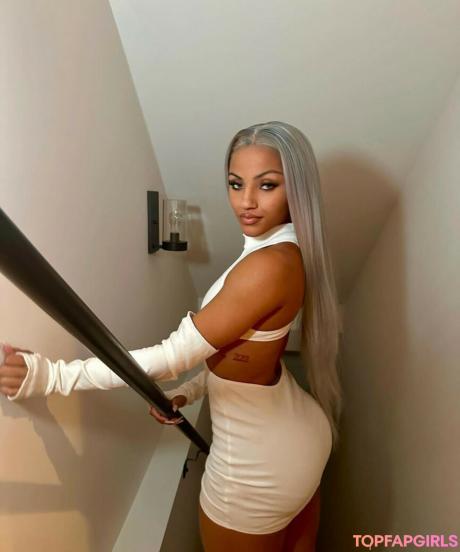 Avi.babyyy nude leaked OnlyFans photo #36