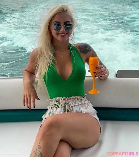 Leticia nude leaked OnlyFans photo #28