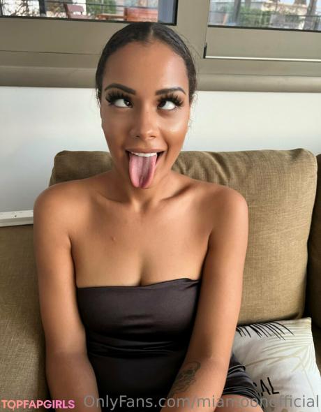 Miamoonofficial nude leaked OnlyFans photo #56