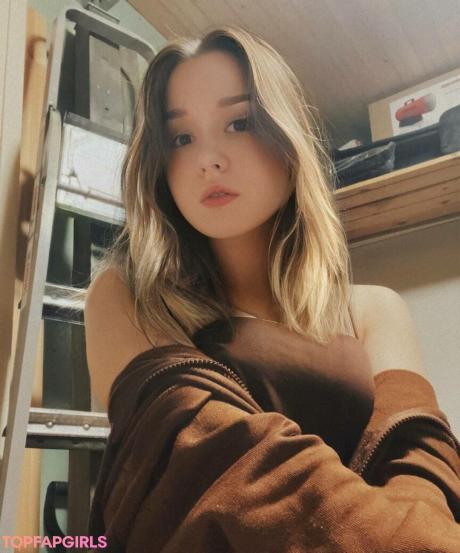 DollHole nude leaked OnlyFans photo #17