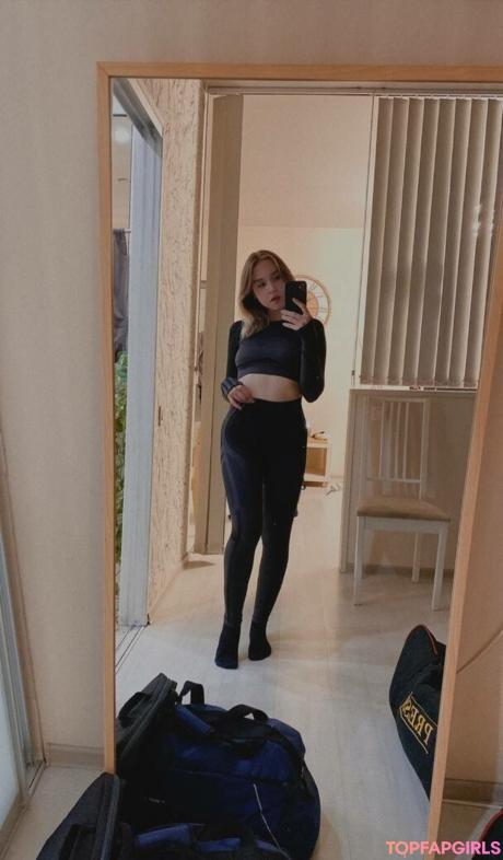 DollHole nude leaked OnlyFans photo #30