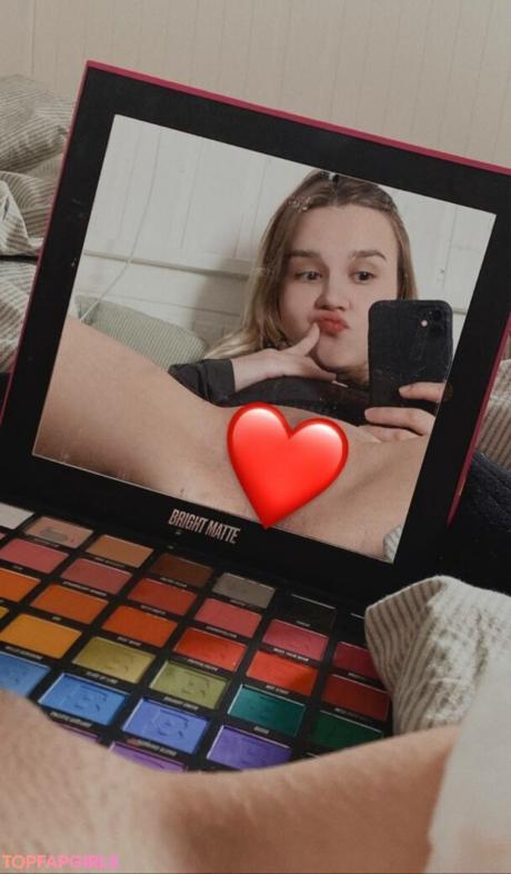 DollHole nude leaked OnlyFans photo #38