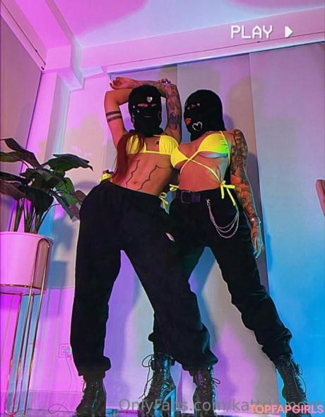 DElettraa nude leaked OnlyFans photo #8