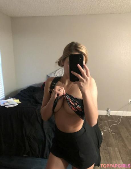 Karli nude leaked OnlyFans photo #98