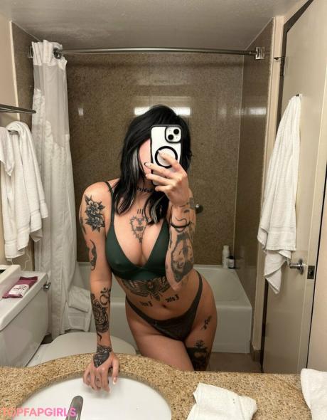 Luciferisfemale nude leaked OnlyFans photo #9