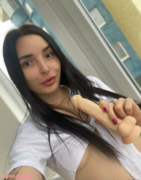 Angel_crystalll nude leaked OnlyFans photo #60