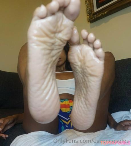 Essencesoles nude leaked OnlyFans photo #61