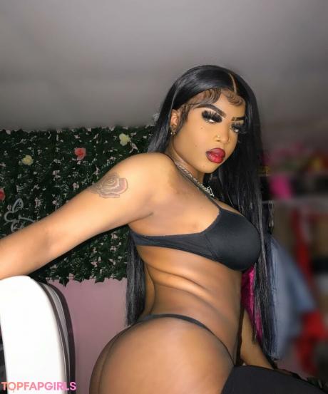 Zarijinsei nude leaked OnlyFans photo #8