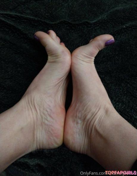 Mommyfeetx2 nude leaked OnlyFans photo #1