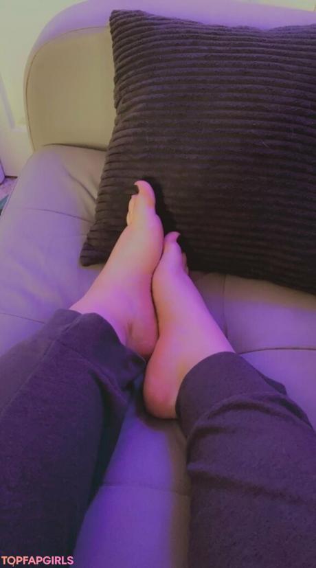 Sleepy_hneybee nude leaked OnlyFans photo #1