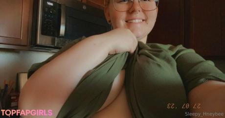Sleepy_hneybee nude leaked OnlyFans photo #115