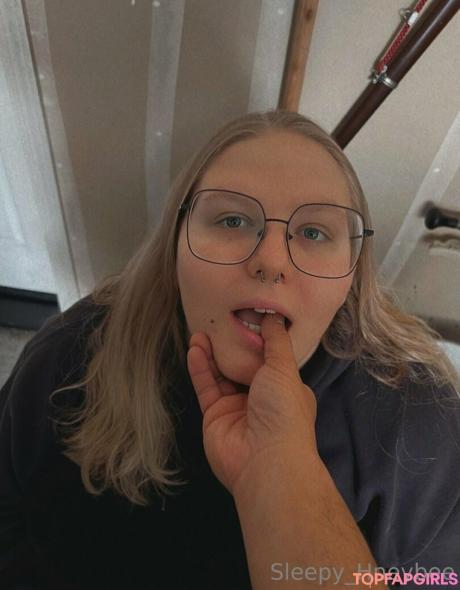 Sleepy_hneybee nude leaked OnlyFans photo #139