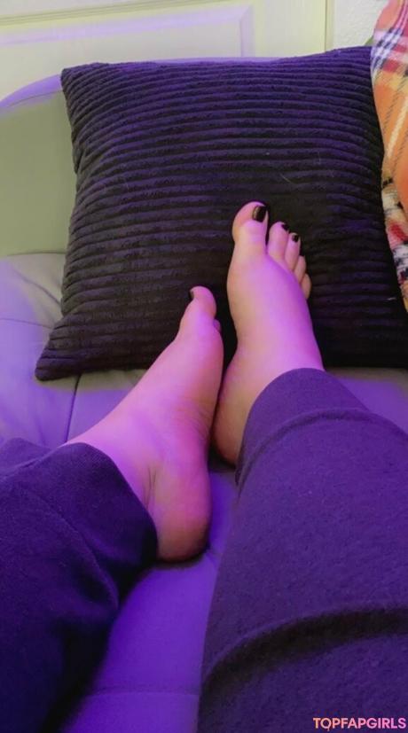 Sleepy_hneybee nude leaked OnlyFans photo #2