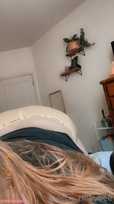 Sleepy_hneybee nude leaked OnlyFans photo #83
