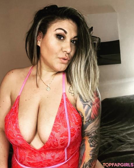 Amy nude leaked OnlyFans photo #4