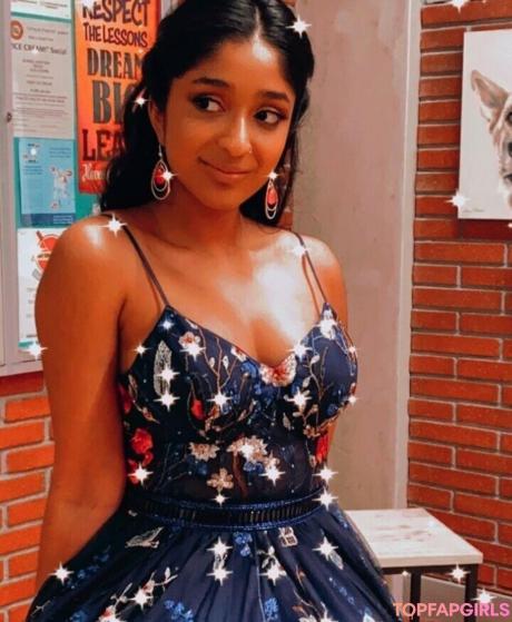 Maitreyi nude leaked OnlyFans photo #15