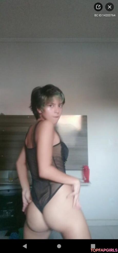Marlboro nude leaked OnlyFans photo #5