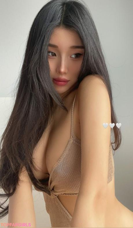 Mari nude leaked OnlyFans photo #18