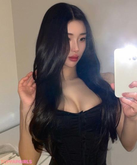Mari nude leaked OnlyFans photo #33