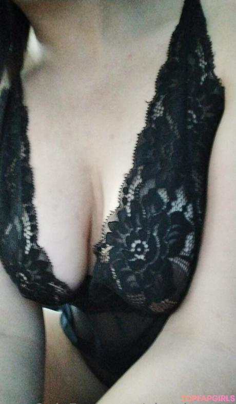 Alessiaaa18 nude leaked OnlyFans photo #19