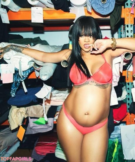 Rihanna nude leaked OnlyFans photo #1106