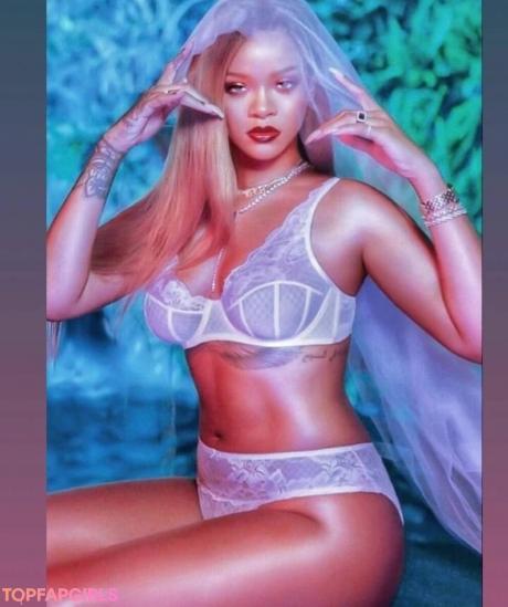 Rihanna nude leaked OnlyFans photo #1187