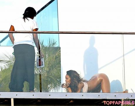 Rihanna nude leaked OnlyFans photo #1206