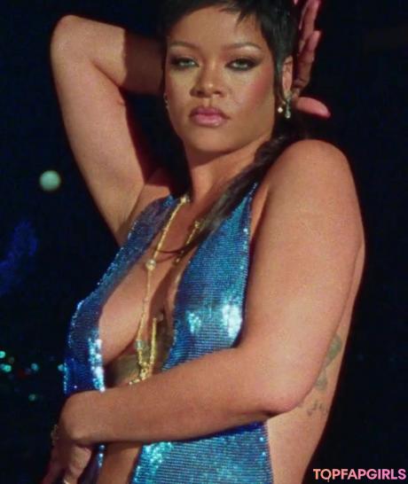 Rihanna nude leaked OnlyFans photo #17