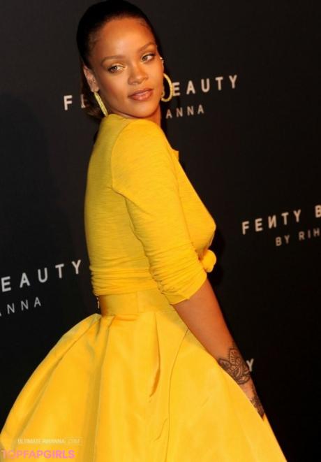 Rihanna nude leaked OnlyFans photo #291