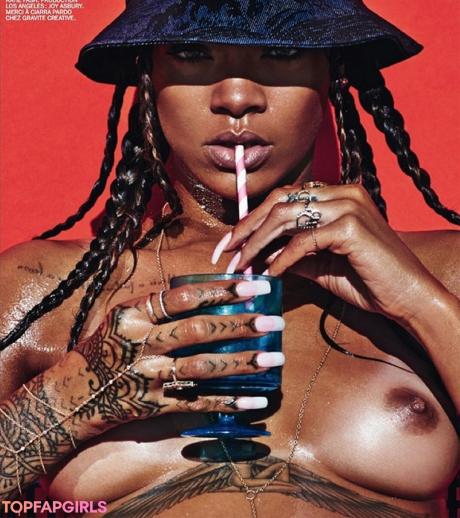 Rihanna nude leaked OnlyFans photo #72