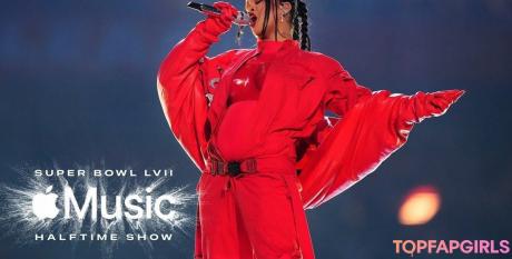 Rihanna nude leaked OnlyFans photo #815
