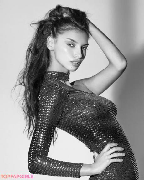 Chanel nude leaked OnlyFans photo #57