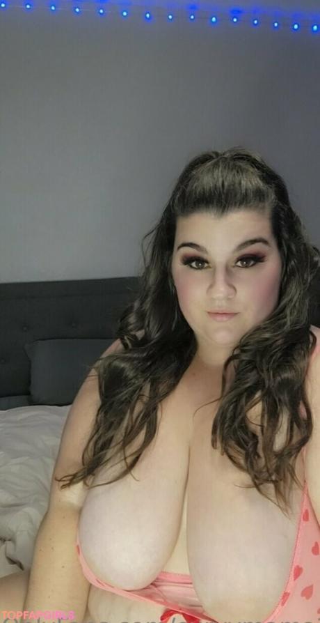 Curvymama2020 nude leaked OnlyFans photo #146