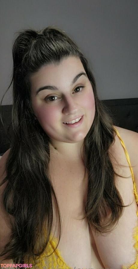 Curvymama2020 nude leaked OnlyFans photo #162