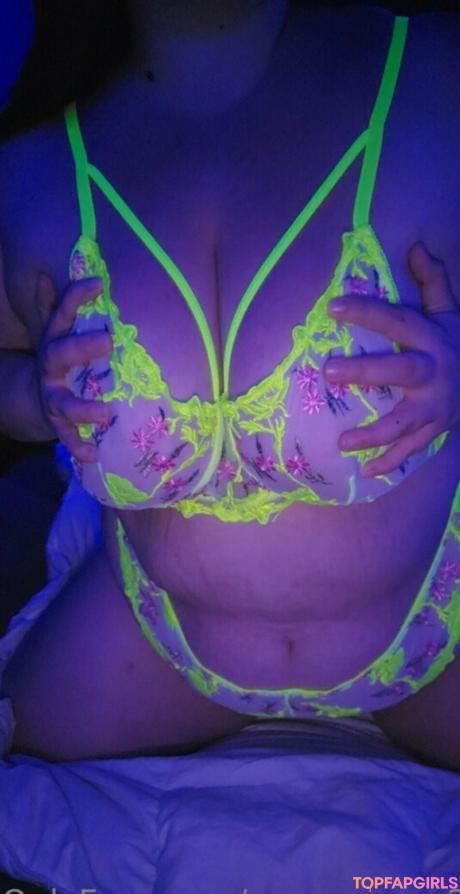 Curvymama2020 nude leaked OnlyFans photo #93