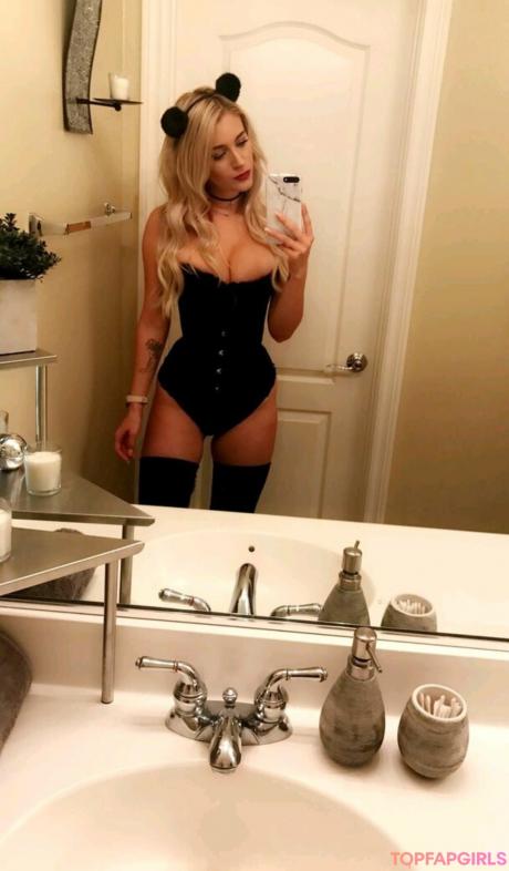 Jenna nude leaked OnlyFans photo #24