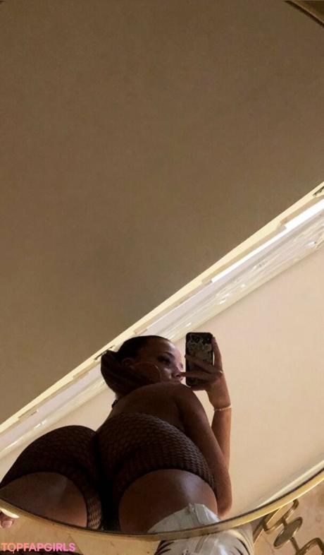 Queendee113 nude leaked OnlyFans photo #3