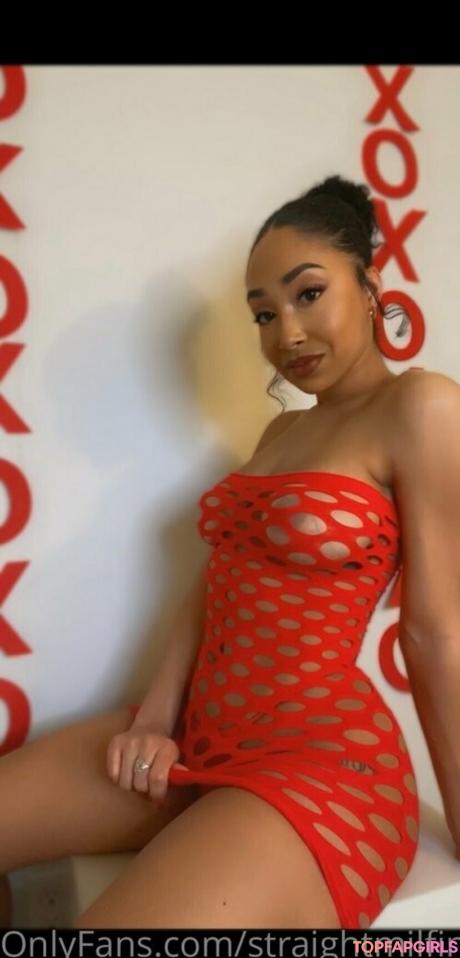 Straightmilfin nude leaked OnlyFans photo #4