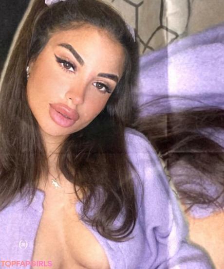 Helia nude leaked OnlyFans photo #36