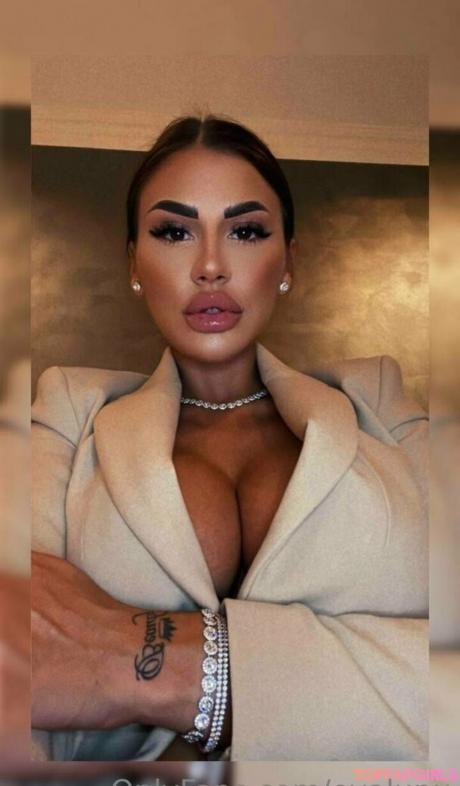 Evalupu nude leaked OnlyFans photo #4