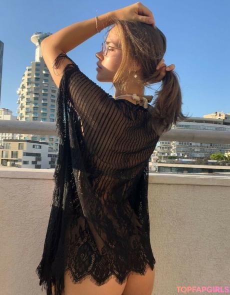 Maarya nude leaked OnlyFans photo #4