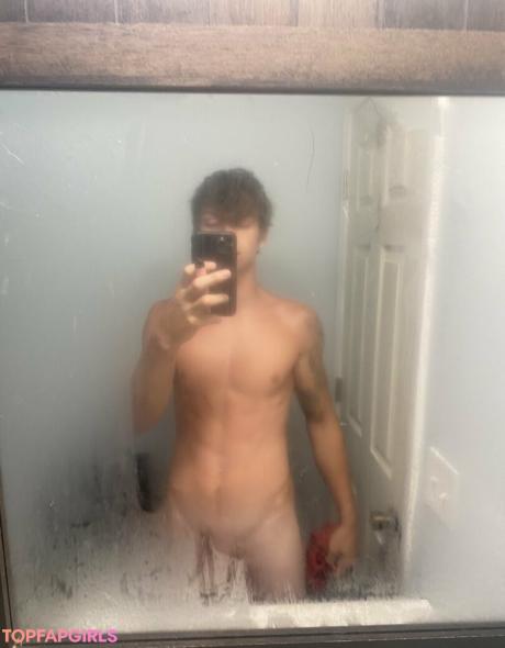 Hungodeyfree nude leaked OnlyFans photo #35