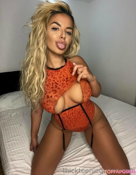 Crypto-baddie nude leaked OnlyFans photo #22