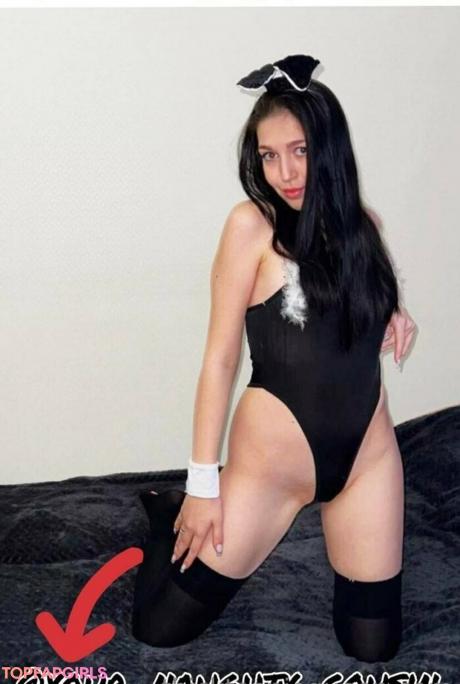 Crypto-baddie nude leaked OnlyFans photo #40