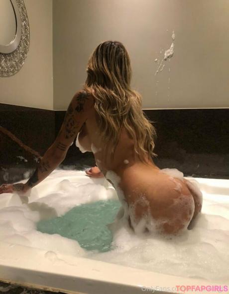 Bruninhatgirl nude leaked OnlyFans photo #1