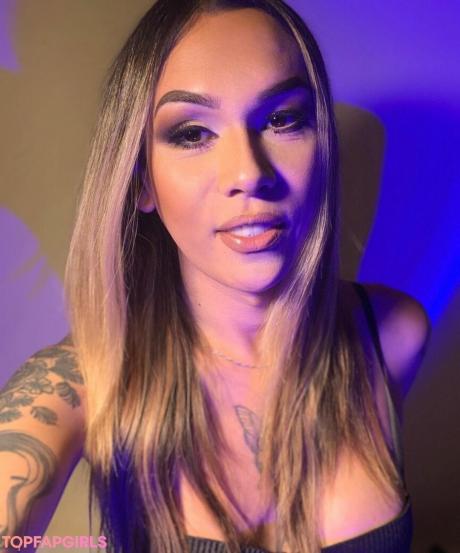 Bruninhatgirl nude leaked OnlyFans photo #116